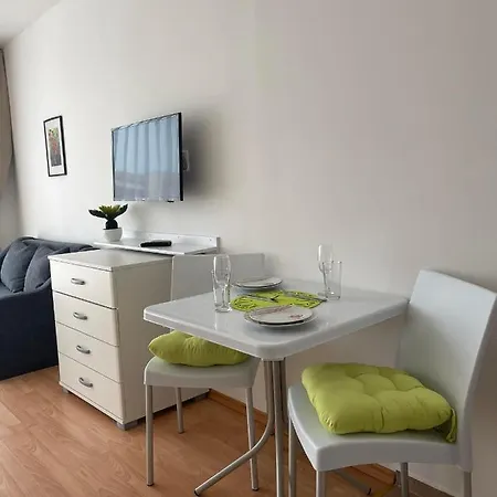 студиа Sunny Noks *